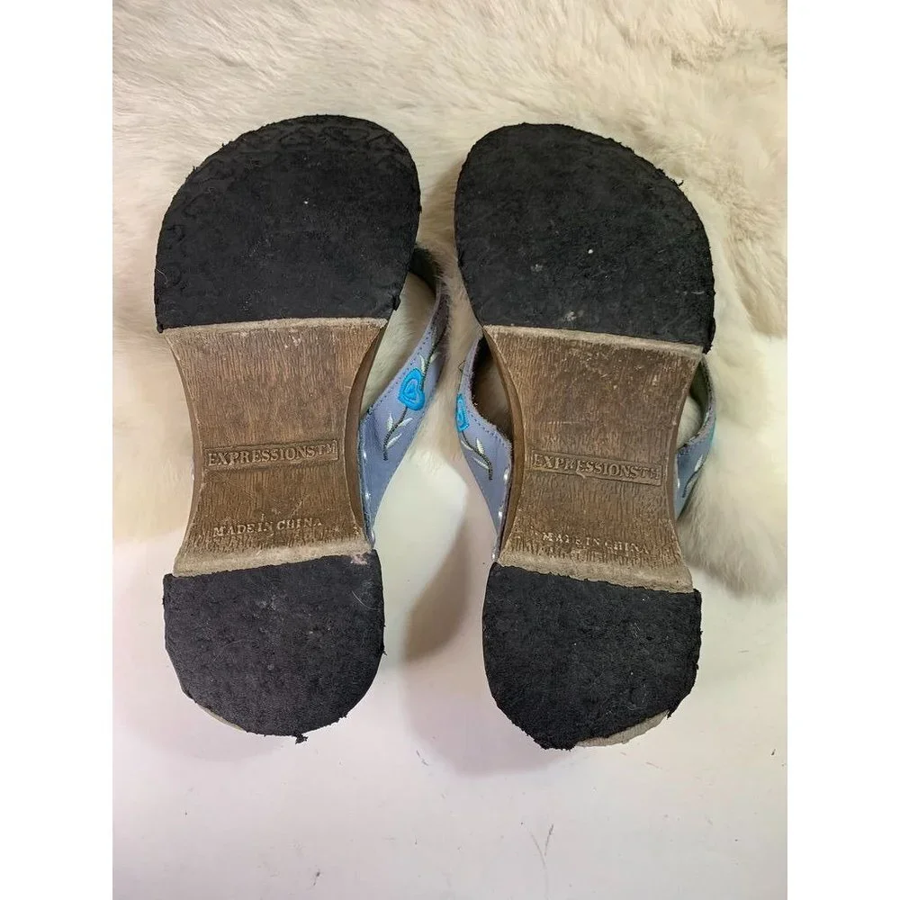 Vintage Y2K Chunky T-Strap Sandal Clog Embroidered Periwinkle Strap Size 7 - Picture 4 of 9